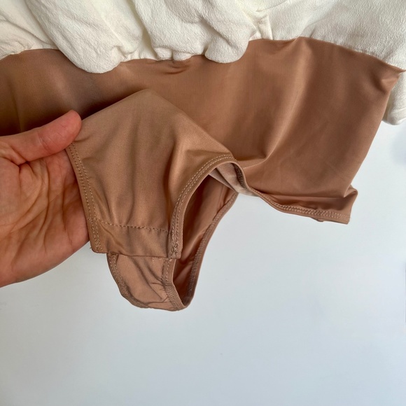 For Love & Lemons Buenos Noches Bodysuit in White - Picture 8 of 10